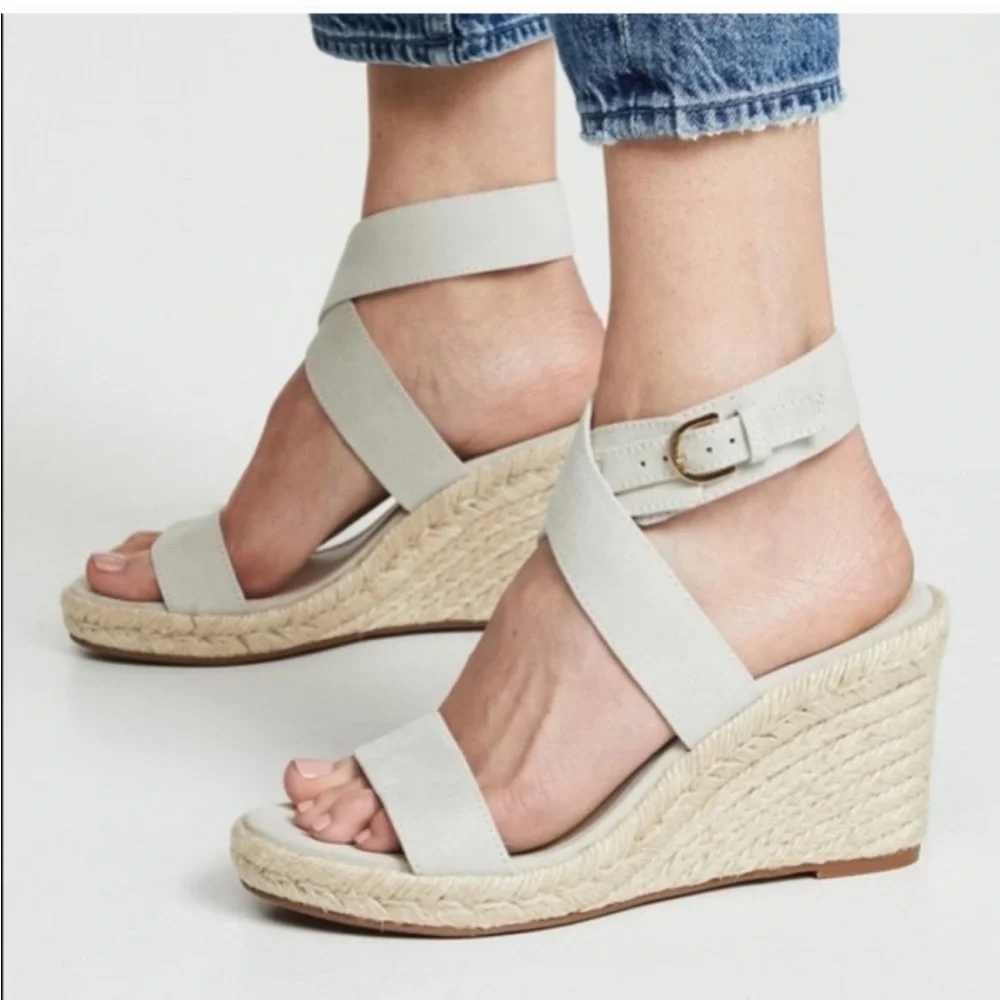 Stuart Weitzman new box
